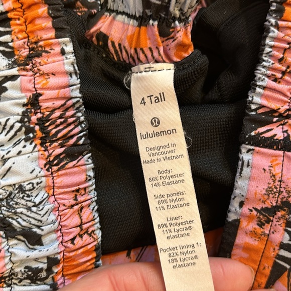 LULULEMON 4 Tall Hotty Hot Swift Shorts 4" Liner Running Inversion Multi Black - Picture 6 of 11